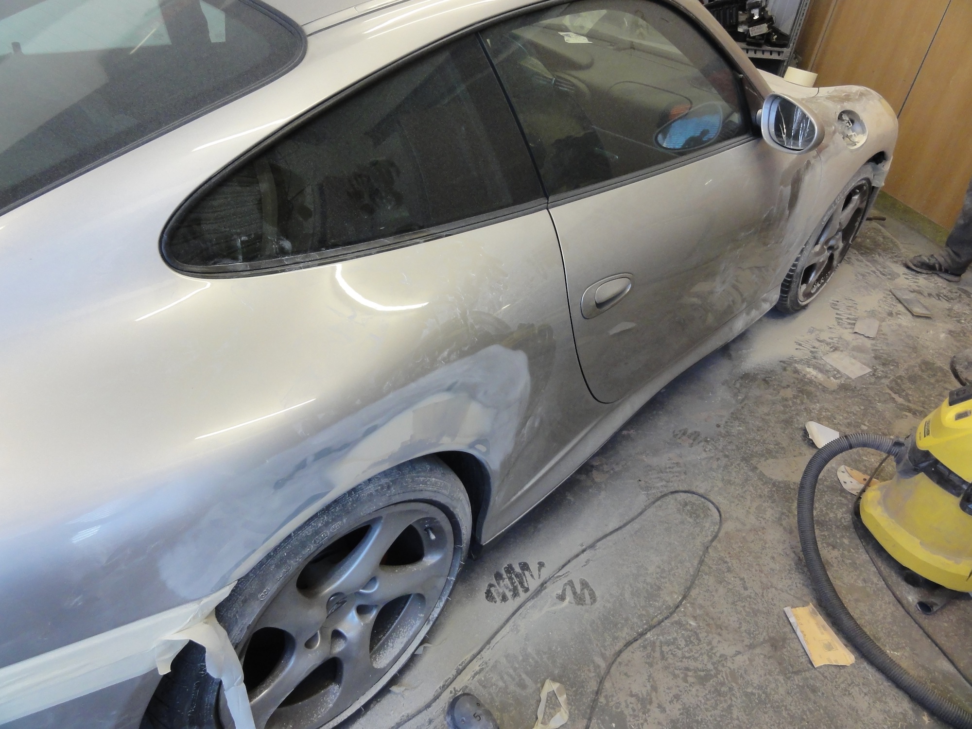Porsche-996-side-repair-2