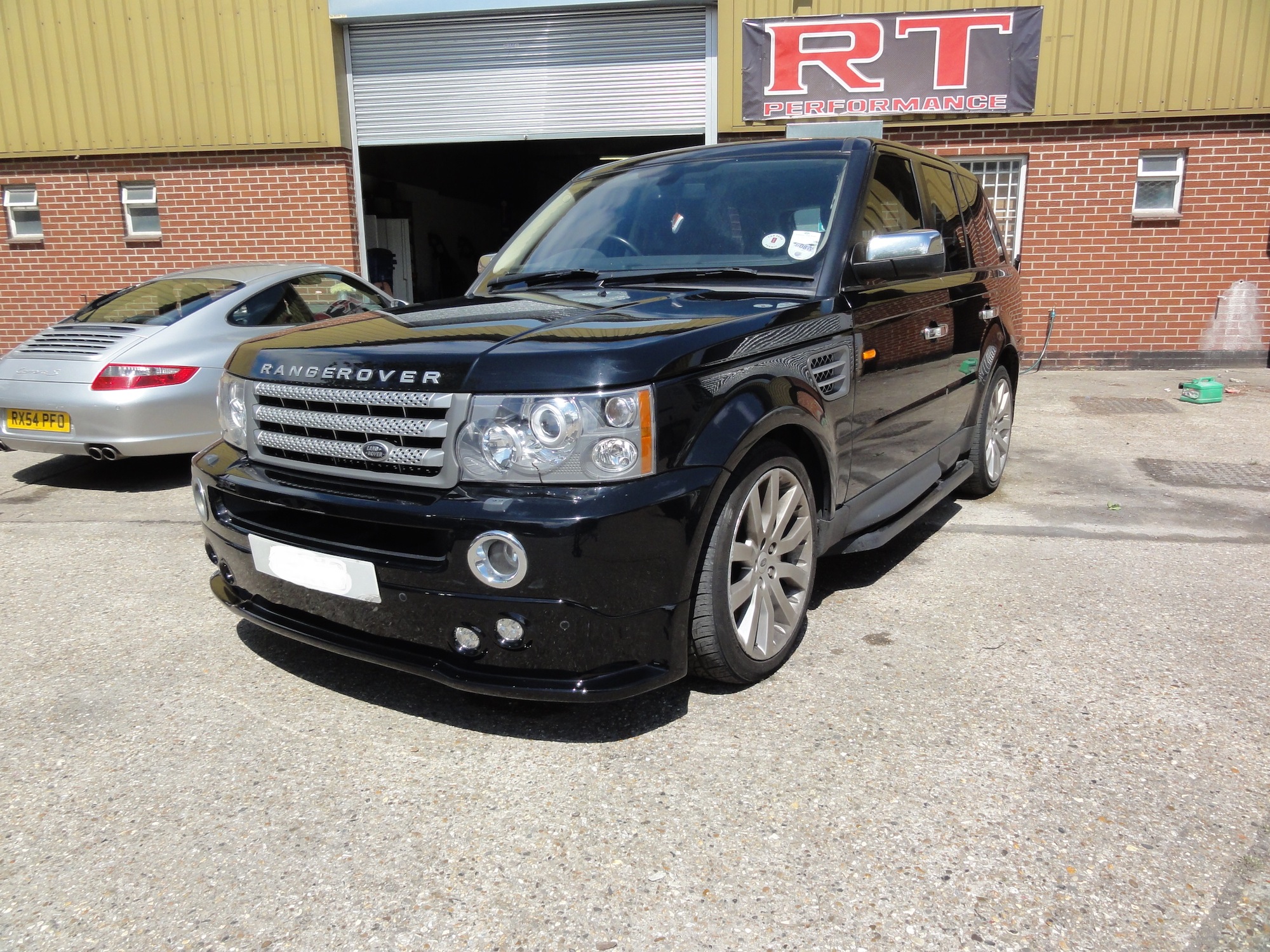 Range-Rover-Kit-Install-15