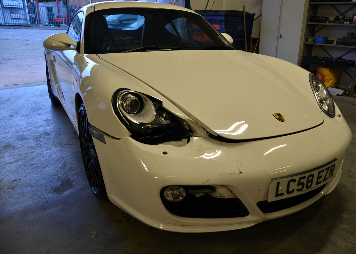 porsche-accident-repairs-in-london-at-rt-performance
